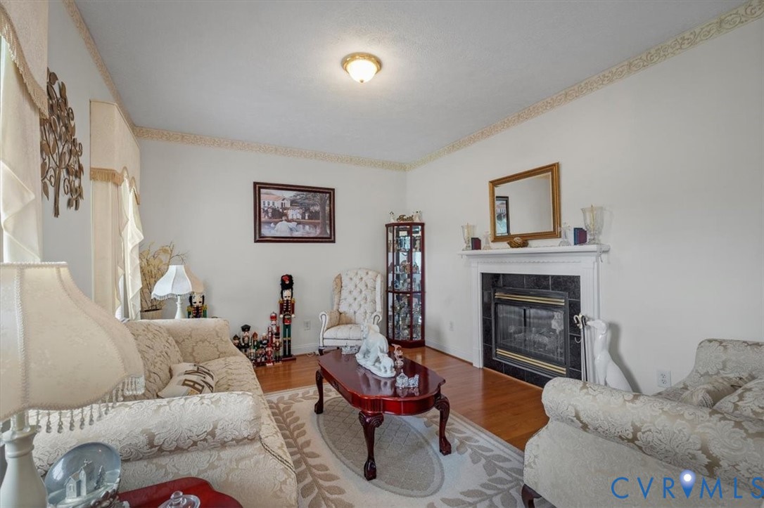 5791 Rosemarie's Way