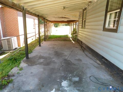 Tiny photo for 722 Cameron Street, Petersburg, VA 23803 (MLS # 2530299)