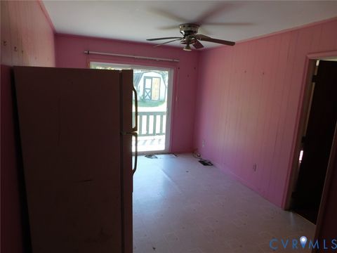 Tiny photo for 722 Cameron Street, Petersburg, VA 23803 (MLS # 2530299)