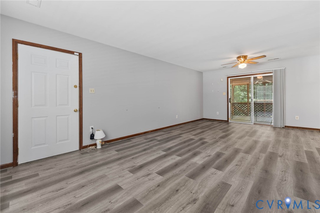 11900 James River Drive