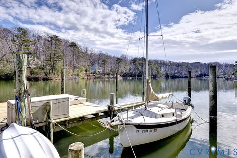 Tiny photo for 320 White Pine Lane, Hartfield, VA 23071 (MLS # 2604439)