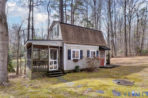 Tiny photo for 320 White Pine Lane, Hartfield, VA 23071 (MLS # 2604439)