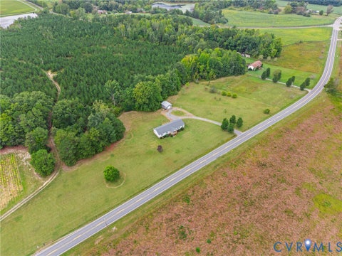 Tiny photo for 17200 Old Cryors Road, Mc Kenney, VA 23872 (MLS # 2626022)