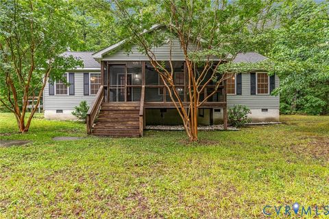 Tiny photo for 251 Bronson Street, Hague, VA 22469 (MLS # 2614070)