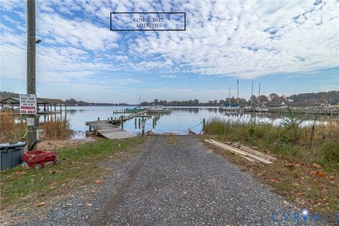 Tiny photo for 251 Bronson Street, Hague, VA 22469 (MLS # 2614070)