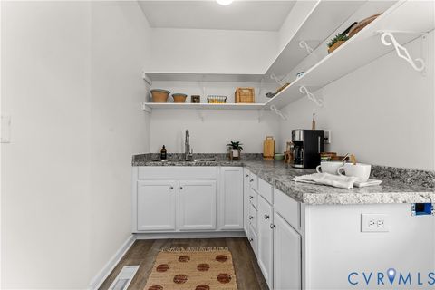Tiny photo for 15636 Moss Light Place, Moseley, VA 23120 (MLS # 2526703)