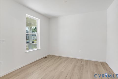 Tiny photo for 7110 Braxton Court, Ladysmith, VA 22546 (MLS # 2527339)