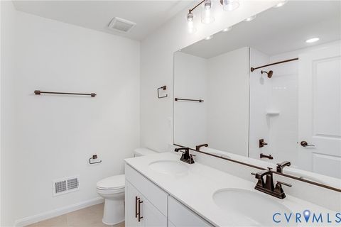 Tiny photo for 7110 Braxton Court, Ladysmith, VA 22546 (MLS # 2527339)