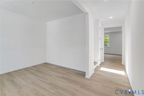 Tiny photo for 7110 Braxton Court, Ladysmith, VA 22546 (MLS # 2527339)