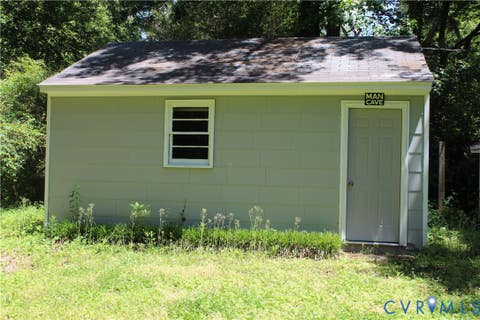 Tiny photo for 10008 Dakins Drive, North Chesterfield, VA 23236 (MLS # 2621913)