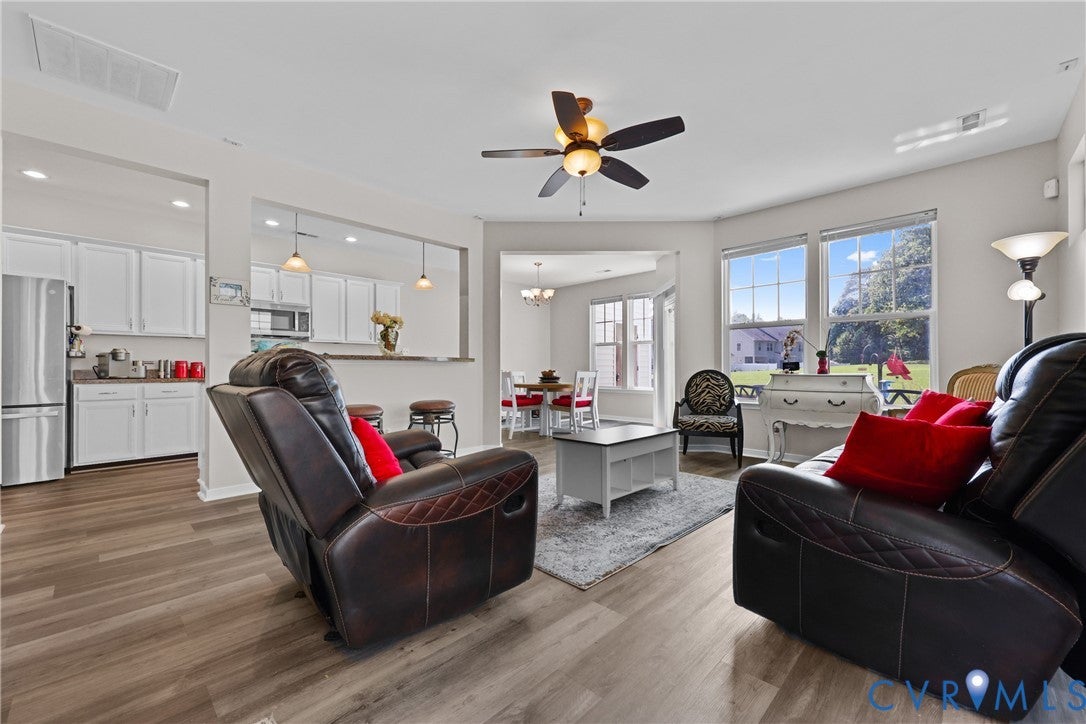 3221 Kenton Court