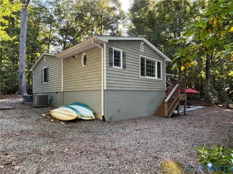 Tiny photo for 7400 Lakeshore Drive, Quinton, VA 23141 (MLS # 2624633)