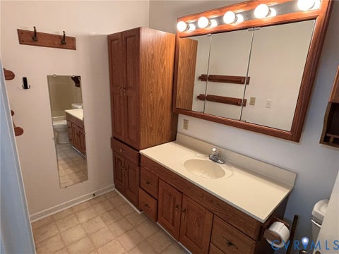 Tiny photo for 7400 Lakeshore Drive, Quinton, VA 23141 (MLS # 2624633)
