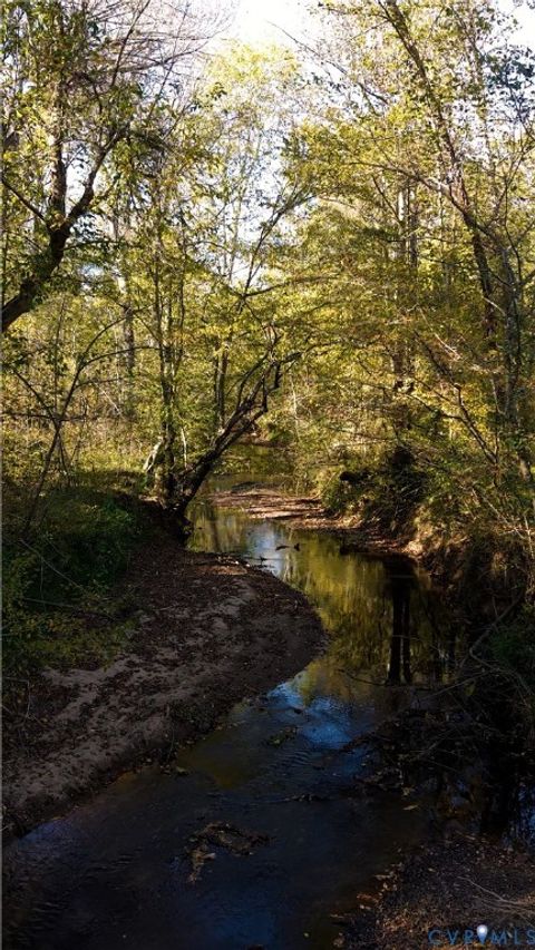 Tiny photo for 2125 Strawberry Run, Crozier, VA 23039 (MLS # 2528626)