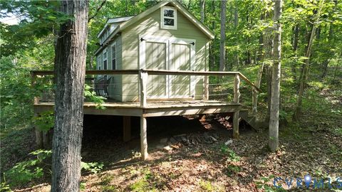 Tiny photo for 2125 Strawberry Run, Crozier, VA 23039 (MLS # 2528626)