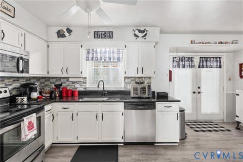 Tiny photo for 304 Bowen Drive, Fredericksburg, VA 22407 (MLS # 2623165)