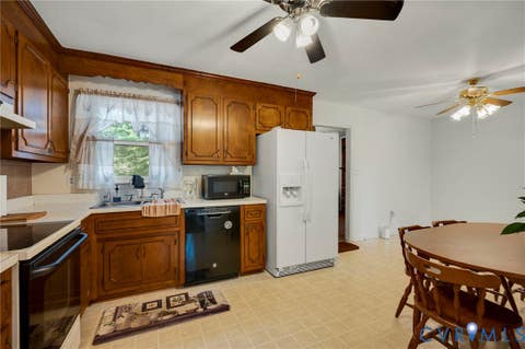 Tiny photo for 310 Orange Avenue, Colonial Heights, VA 23834 (MLS # 2616098)