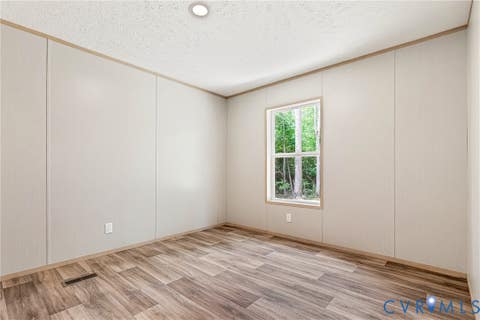 Tiny photo for 15263 Cross County Road, Mineral, VA 23117 (MLS # 2622370)