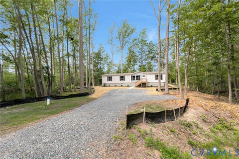 Tiny photo for 15263 Cross County Road, Mineral, VA 23117 (MLS # 2622370)