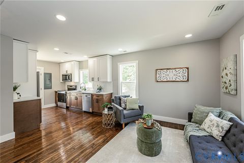Tiny photo for 2915 Creighton Road, Richmond, VA 23223 (MLS # 2613632)