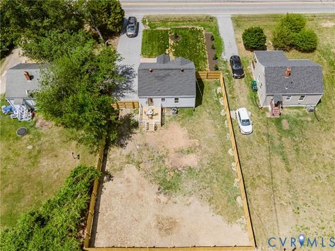 Tiny photo for 2915 Creighton Road, Richmond, VA 23223 (MLS # 2613632)