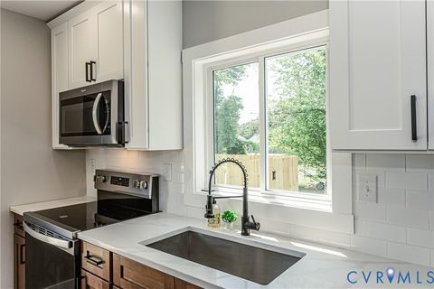 Tiny photo for 2915 Creighton Road, Richmond, VA 23223 (MLS # 2613632)