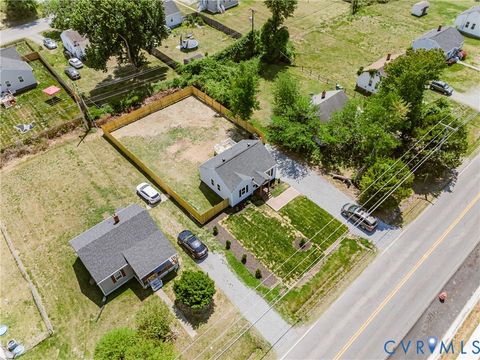 Tiny photo for 2915 Creighton Road, Richmond, VA 23223 (MLS # 2613632)