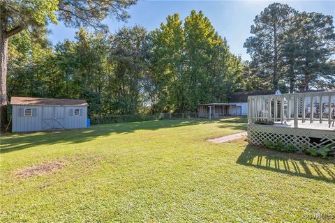 A home in Colonial Heights