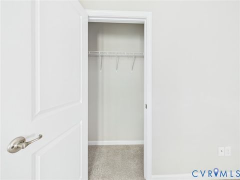 Tiny photo for 5125 Kenmare Loop, Richmond, VA 23234 (MLS # 2611565)