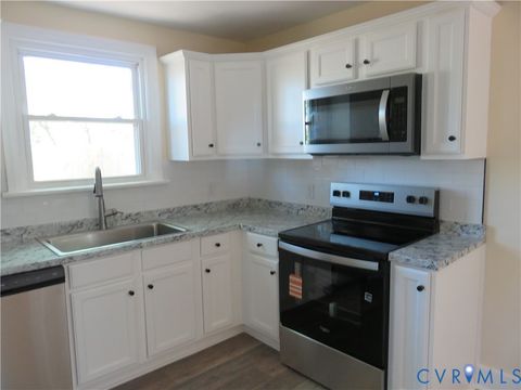 Tiny photo for 3122 Maplewood Avenue, Richmond, VA 23221 (MLS # 2608627)