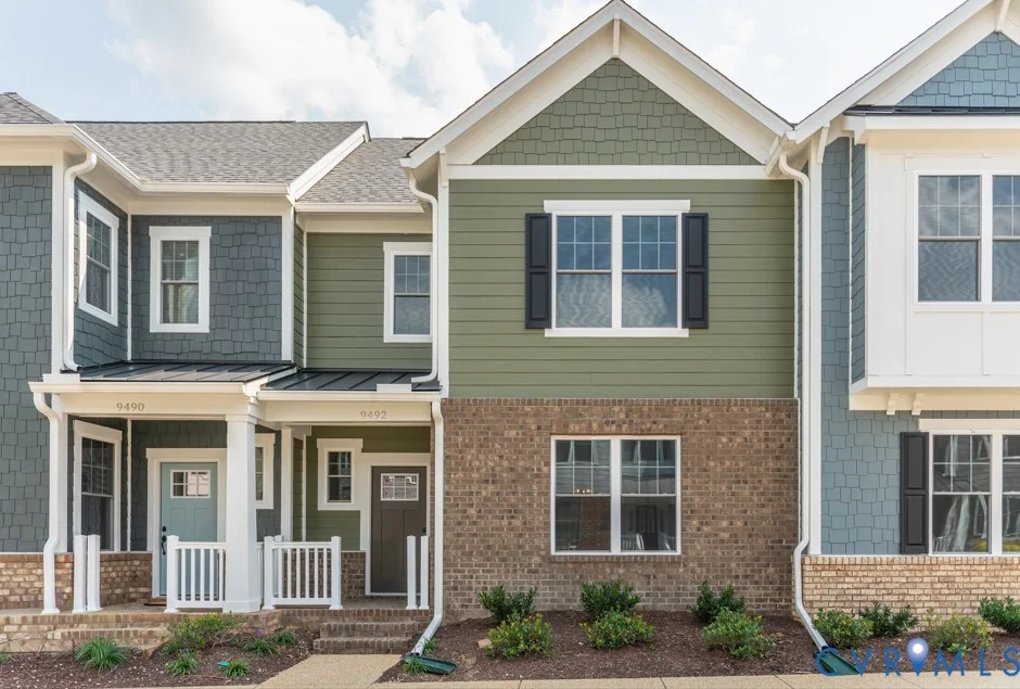 9492 Creek Summit Circle