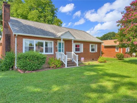 A home in Colonial Heights