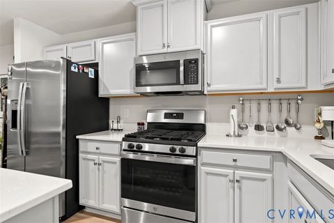 Tiny photo for 7246 Peyton Randolph Lane, New Kent, VA 23124 (MLS # 2607472)