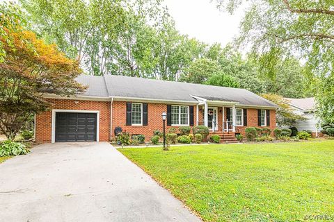 Photo of 1228 Old Creek Lake Drive, Tappahannock, VA 22560 (MLS # 2321213)