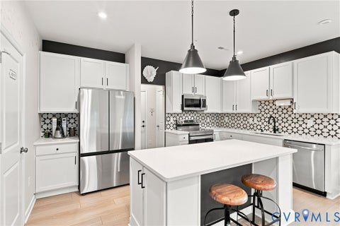 Tiny photo for 2445 Ownby Lane #B15, Richmond, VA 23220 (MLS # 2621430)