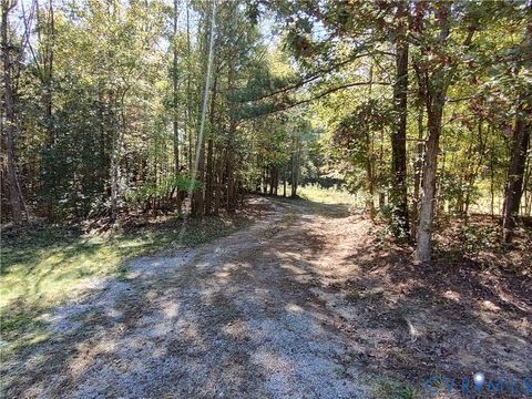 Tiny photo for 14684 McKenney Highway, Mc Kenney, VA 23872 (MLS # 2529320)