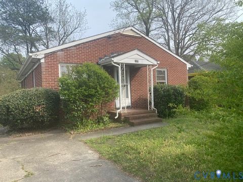 Photo of 210 Maple Street, Suffolk, VA 23434 (MLS # 2609960)