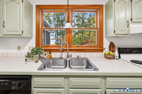 Tiny photo for 3621 Jefferson Highway, Mineral, VA 23093 (MLS # 2629283)