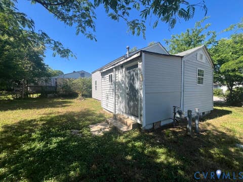 Tiny photo for 102 Culpepper Avenue, Petersburg, VA 23803 (MLS # 2621288)