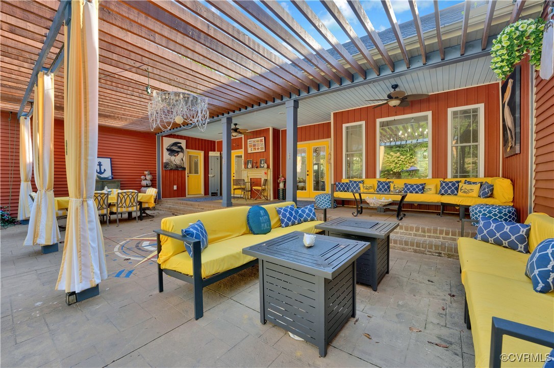 Amelia Courthouse, Virginia 23002, United States, 5 Bedrooms Bedrooms, ,4 BathroomsBathrooms,Residential,Pending,108649