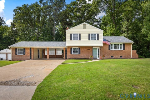 Photo of 10916 London Drive, Glen Allen, VA 23060 (MLS # 2619909)