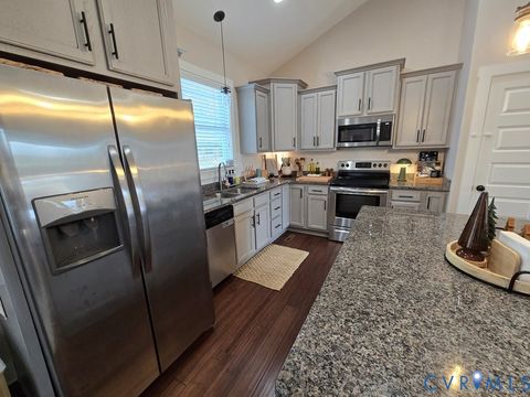 Tiny photo for 110 Jay's Road, Farmville, VA 23901 (MLS # 2533634)