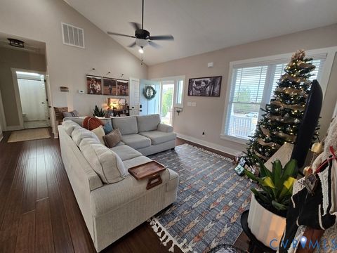 Tiny photo for 110 Jay's Road, Farmville, VA 23901 (MLS # 2533634)