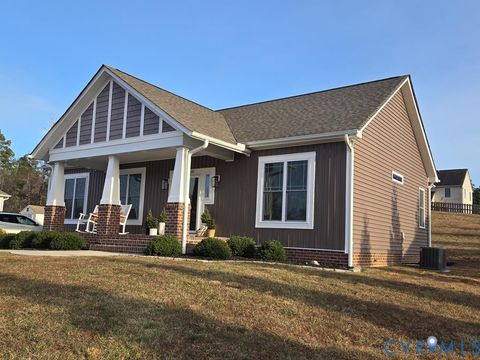 Photo of 110 Jay's Road, Farmville, VA 23901 (MLS # 2533634)