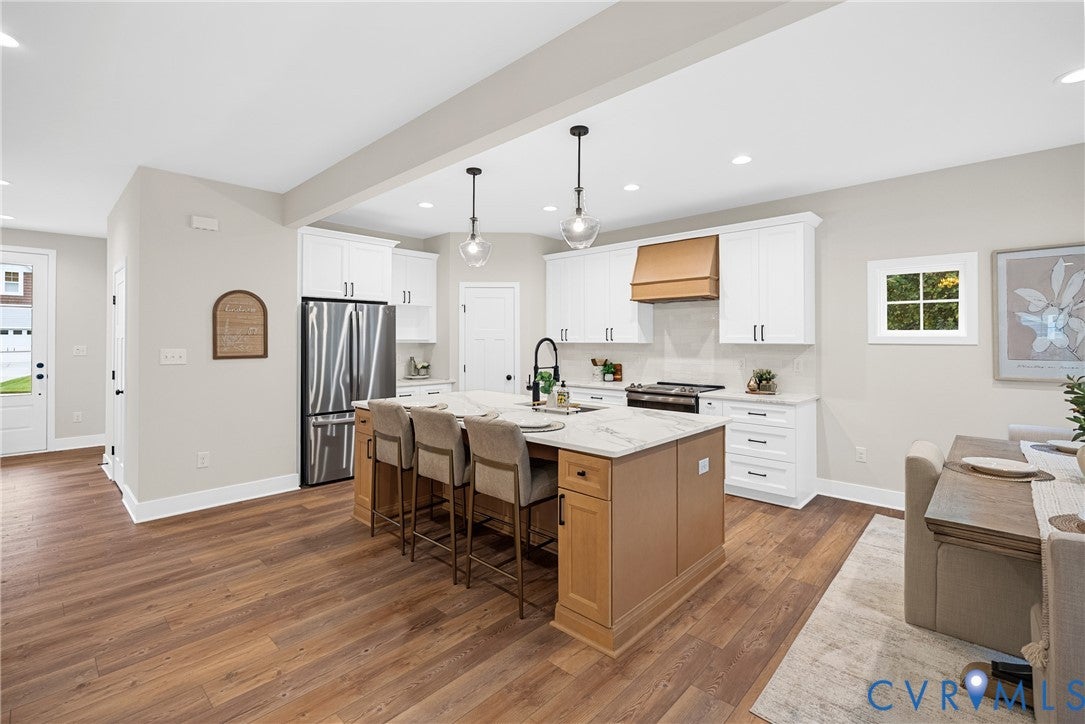 9066 Vidette Lane