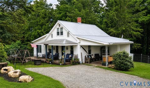 Photo of 825 Macks Mountain Road, Indian Valley, VA 24105 (MLS # 2620071)