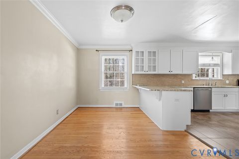 Tiny photo for 3735 Woodside Avenue, Lynchburg, VA 24503 (MLS # 2606002)