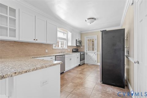 Tiny photo for 3735 Woodside Avenue, Lynchburg, VA 24503 (MLS # 2606002)