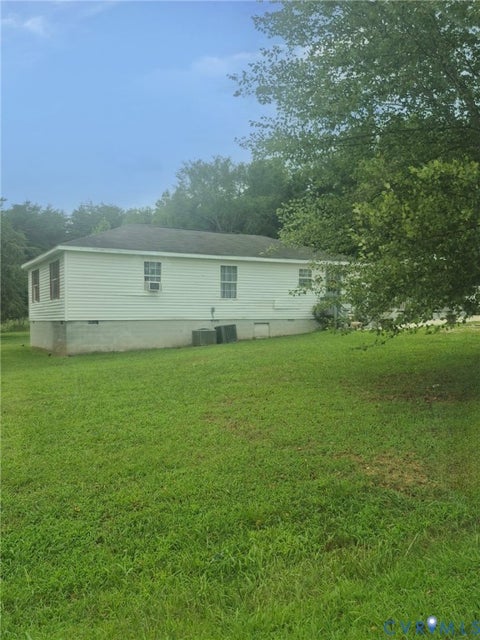 Tiny photo for 21 Cosby Lane, Cumberland, VA 23901 (MLS # 2626383)