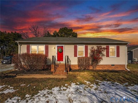 Photo of 6452 Chenault Way, Mechanicsville, VA 23111 (MLS # 2603045)